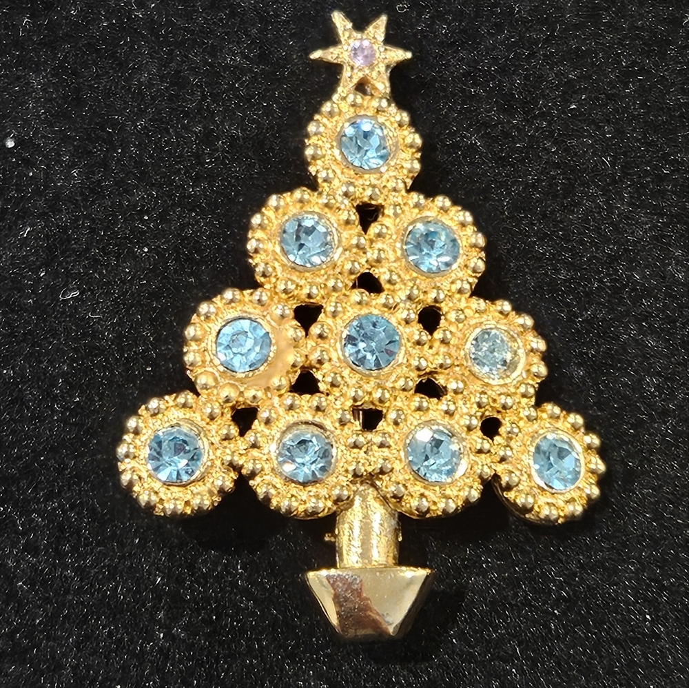 Vintage Lia rhinestone tree brooch